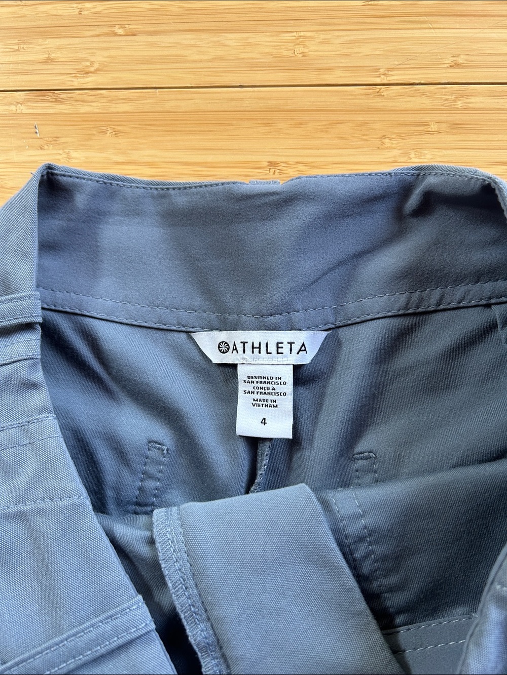 Athleta Women’s High Rise Skyline Shorts - Picture 2 of 3